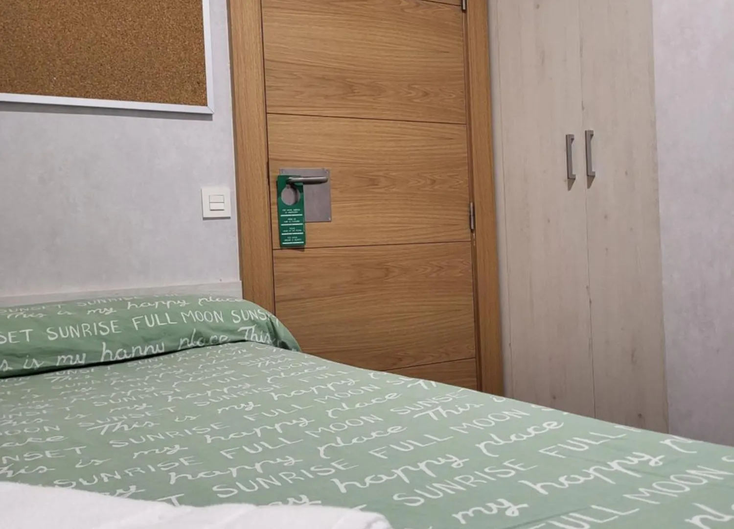 Albergue Residencia Larraona Pamplona Spain