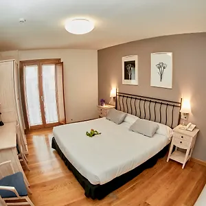 Hotel Casa Azcona, Zizur Mayor