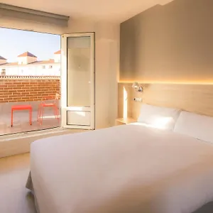 Hotel Hotel Burlada, Burlada